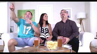 แล้วสำหรับเรื่องครึ่งชั่วโมงเขาก็เคาะของเธออย่างหนักและเธอก็เริ่มจะแก้ตัวกันของฉันและกระเด้งกระดอน name สนับสนุนฉันตลอดเวลาเธอกำลังบอกฉันใช่ uhffh วาเล็กน้อยมากกว่าอยู่,ใช่ สองคนเต็มอยู่ใน