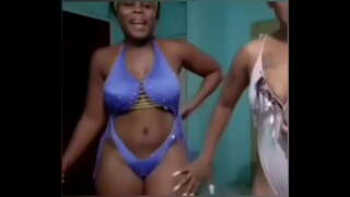 (NN)รักพวกมันโค้งและสำเนียง