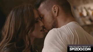 เพียงน้อยสวยงามชอบเล่นกับคนแปลกหน้า