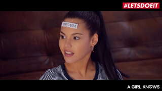 #LETSDOEIT-Sicilia ในแบบของ Apolonia และ Katana ลุงบาร์นนีย์ของวัยรุ่นพยายามเลสเบี้ยนเซ็กส์กับหล่อนเพื่อนซี้