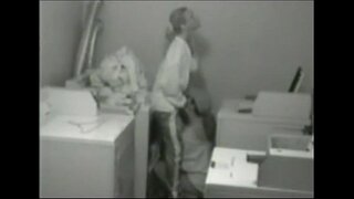 เลสเบี้ยนอยู่ในห้องซักผ้า