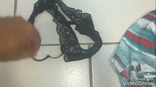 สองพี่อยู่ในออฟฟิศ