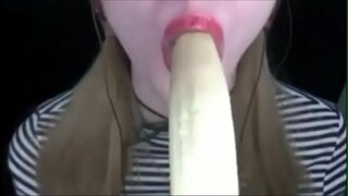 น่ารักผู้หญิงชอบผลไม้