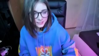 Pendejita ลังเล่นอยู่กับ dildo