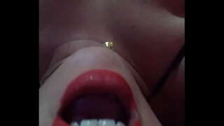 แฟนงี่เง่าออก